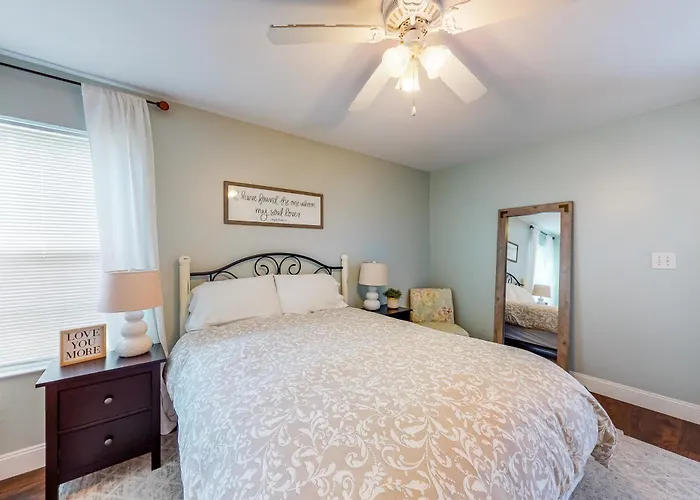 Colony Club U4 - Southern Gulf Charm Apartment *