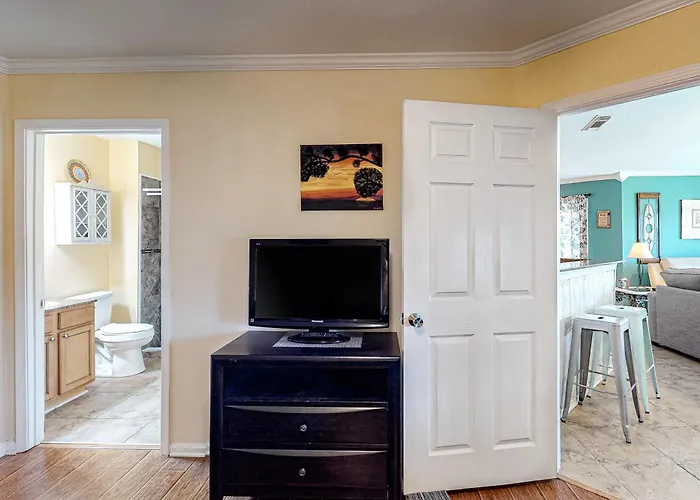 Colony Club U4 - Southern Gulf Charm Apartment *
