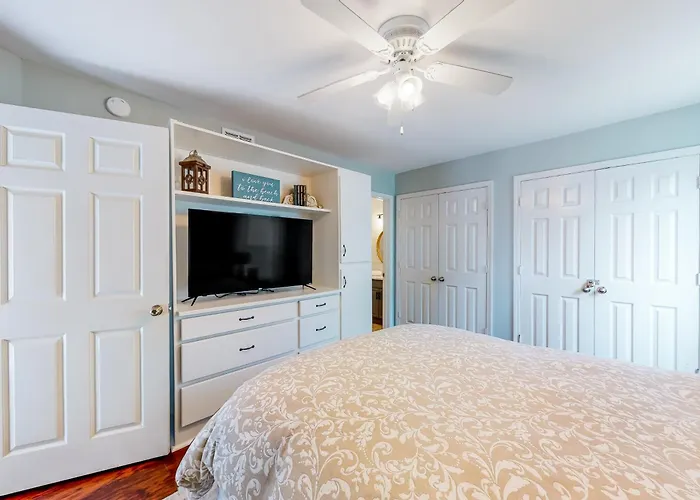 Colony Club U4 - Southern Gulf Charm *